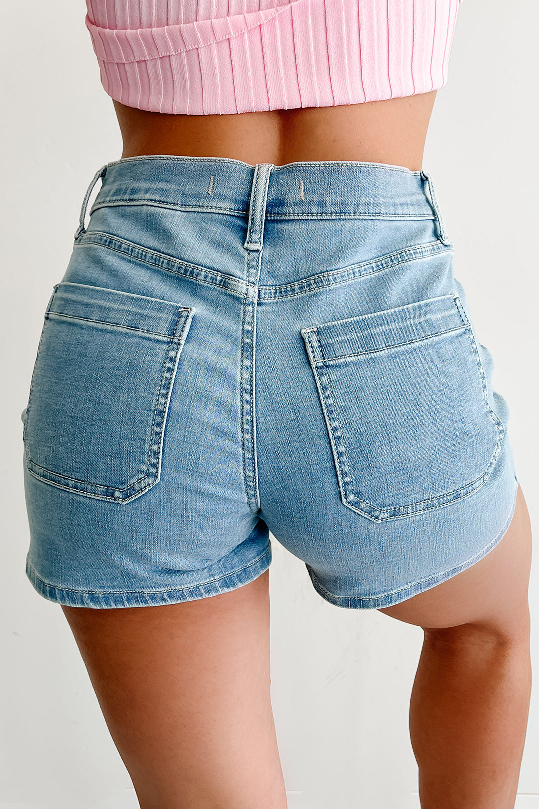Loxley High Rise Patch Pocket Eunina Denim Shorts (Medium Light)