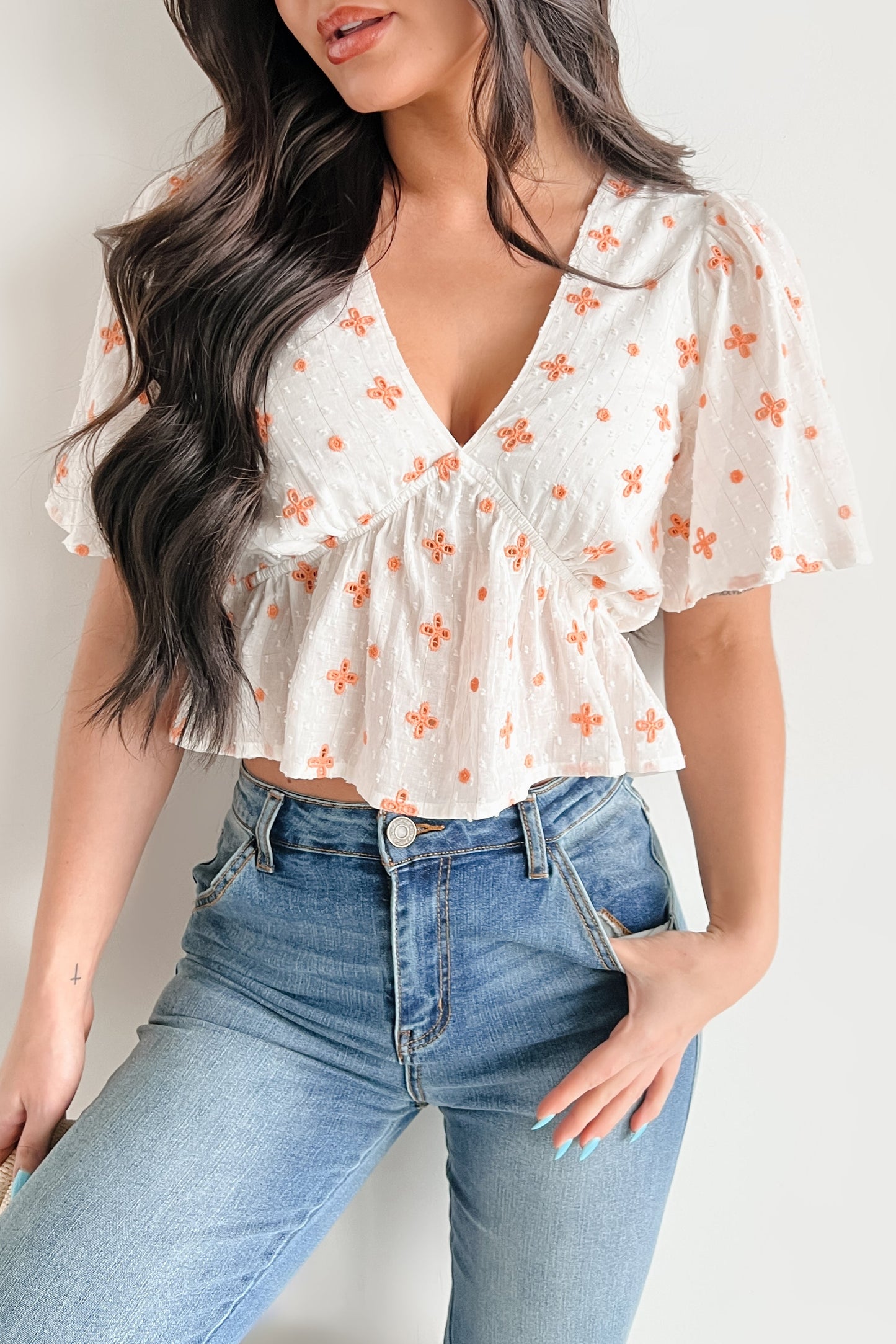 Irresistible Feelings Flutter Sleeve V-Neck Top (White/Coral)