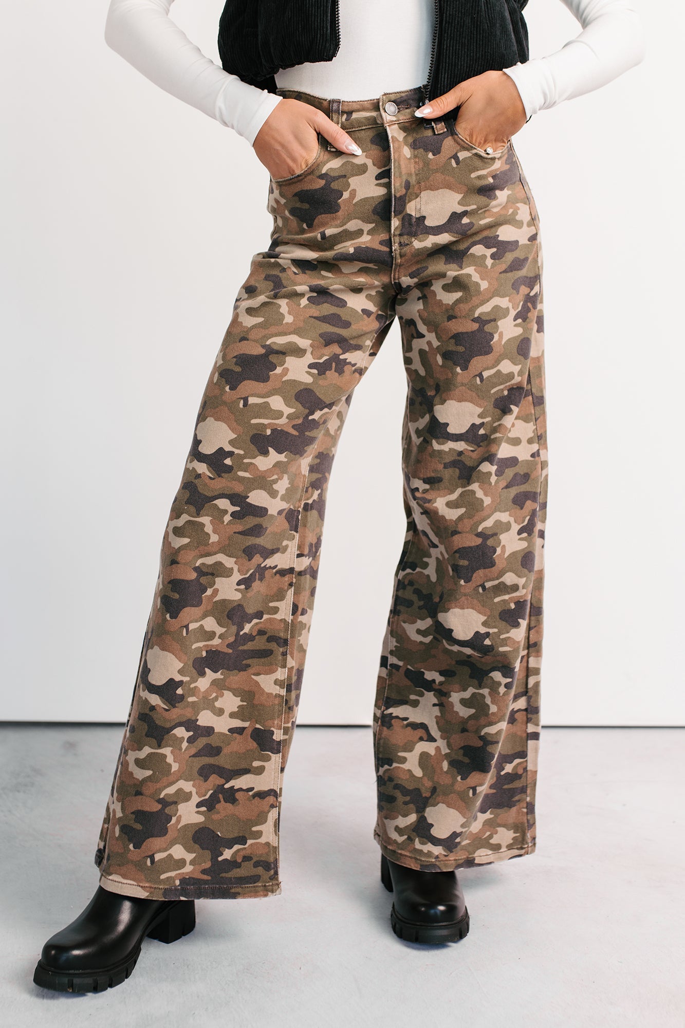 Douglas High Rise Wide Leg Cello Jeans (Camo)