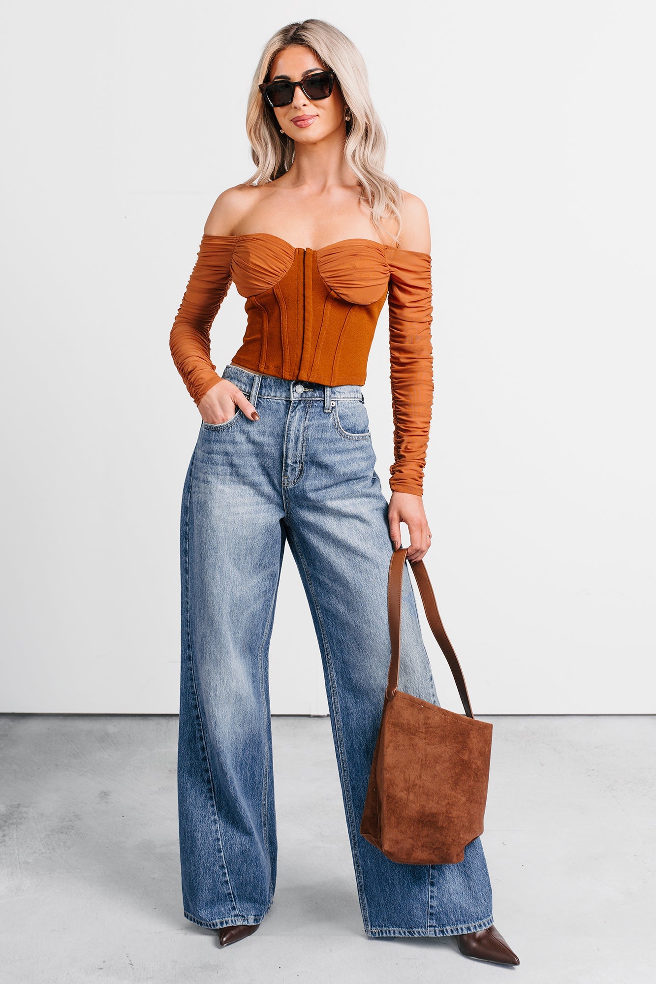 Her Reign Mesh Off The Shoulder Crop Top (Cappuccino)