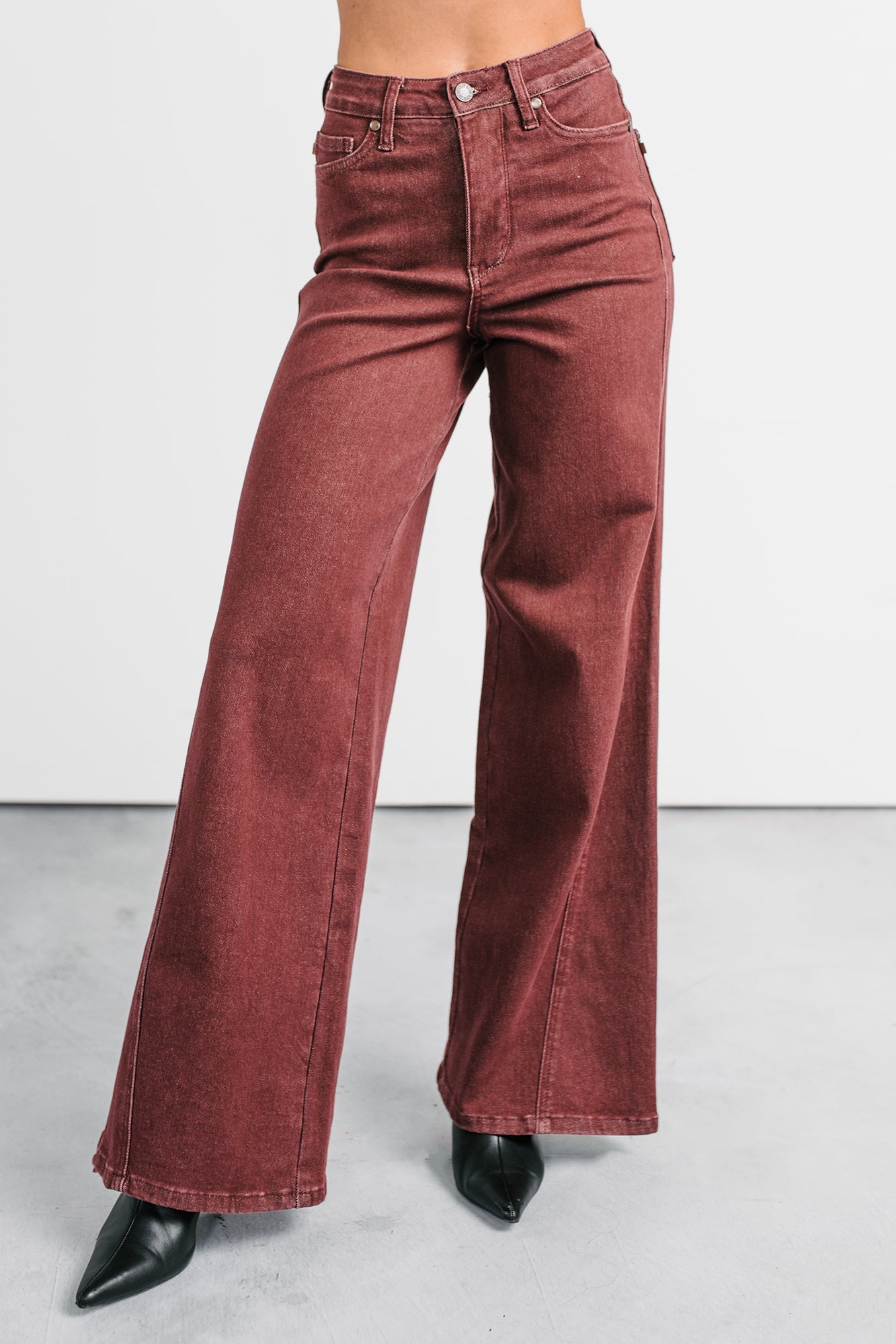 Delgado Wide Leg Judy Blue Jeans (Burgundy)