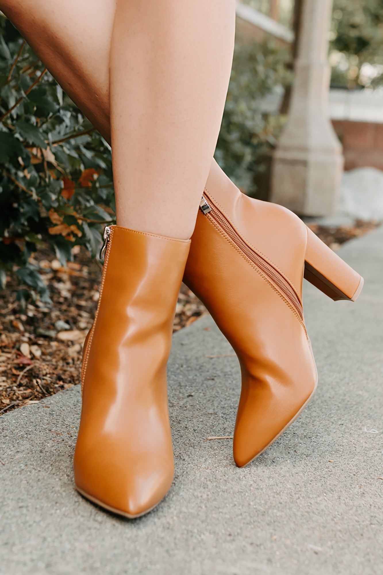 Letting Glow Block Heel Pointed Booties (Camel)