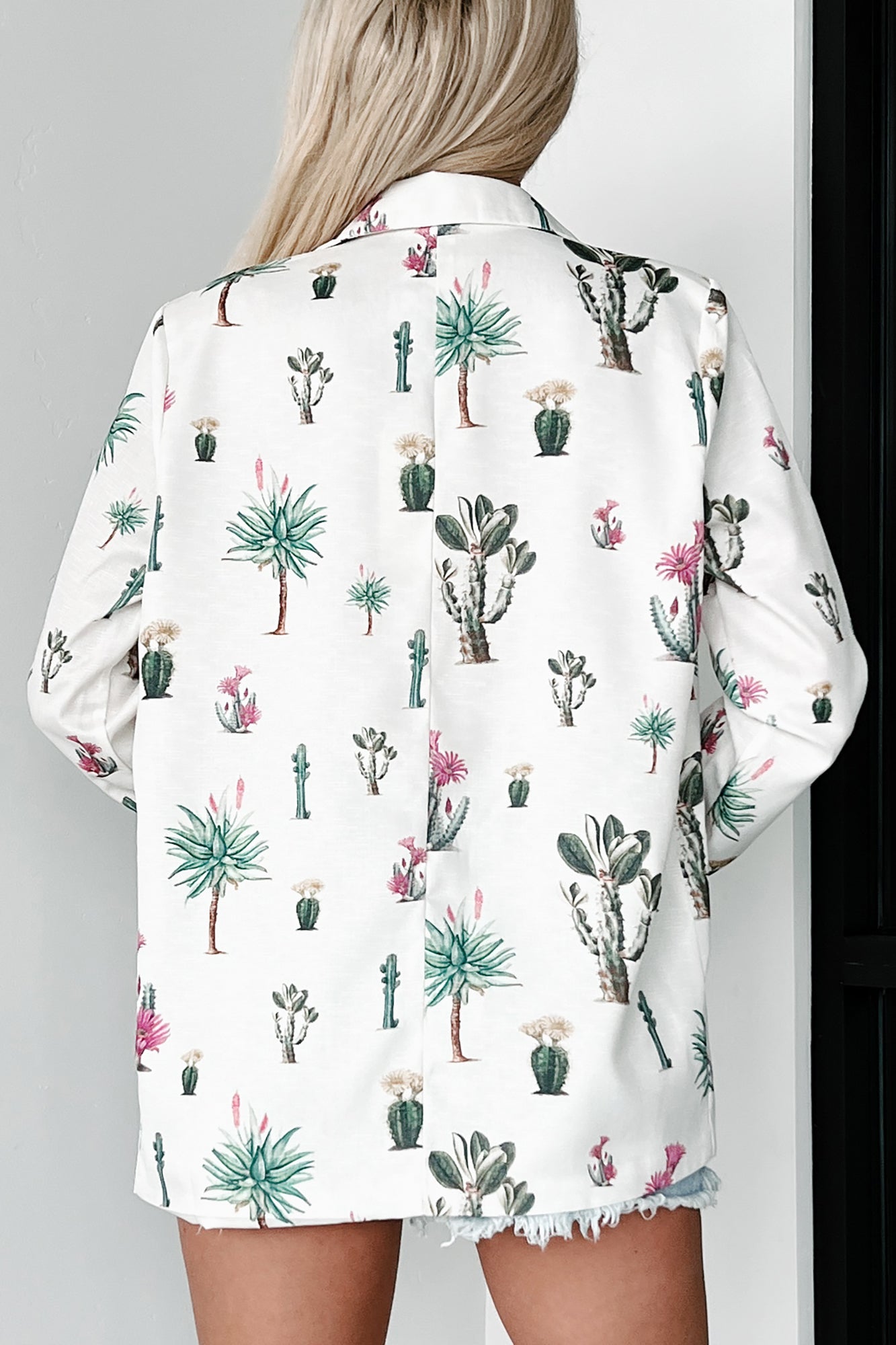 Take Only Memories Cactus Print Blazer (Cream Multi)