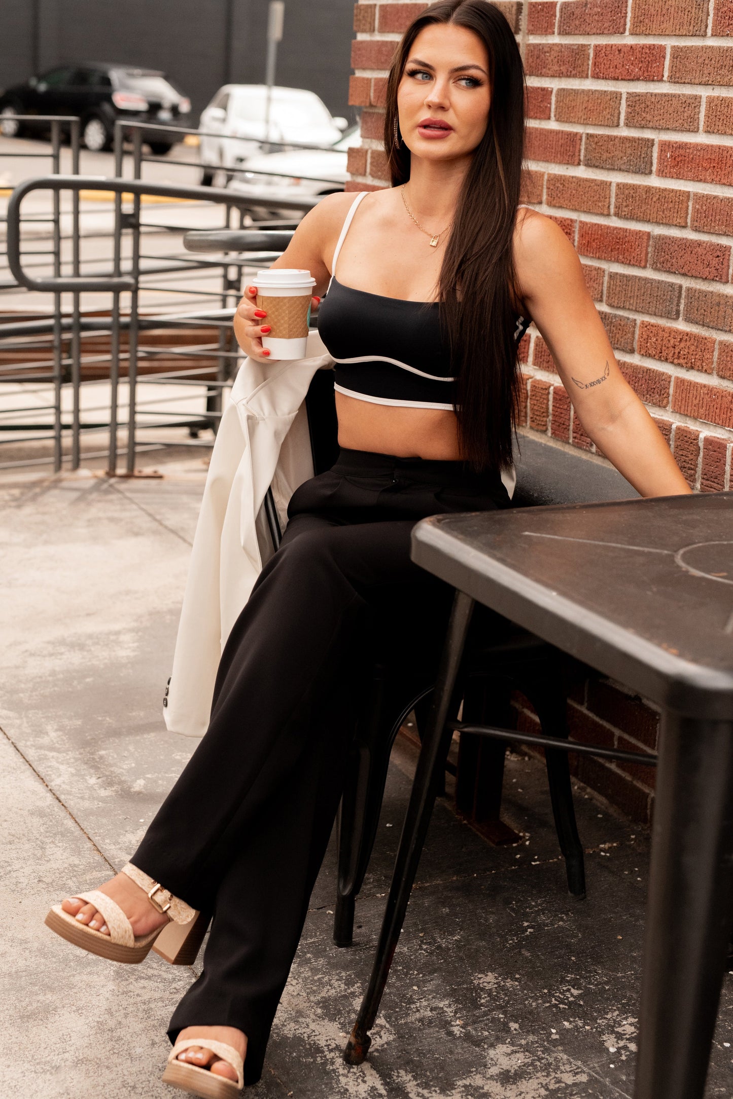 Unstoppable Energy Contrast Trim Brami Crop Top (Black)