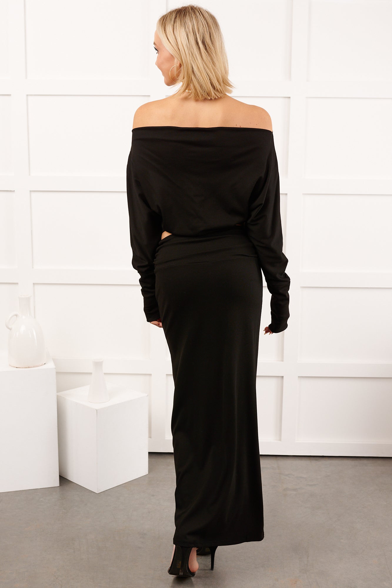 Nestle In Now Long Sleeve Maxi Skirt Set (Black)