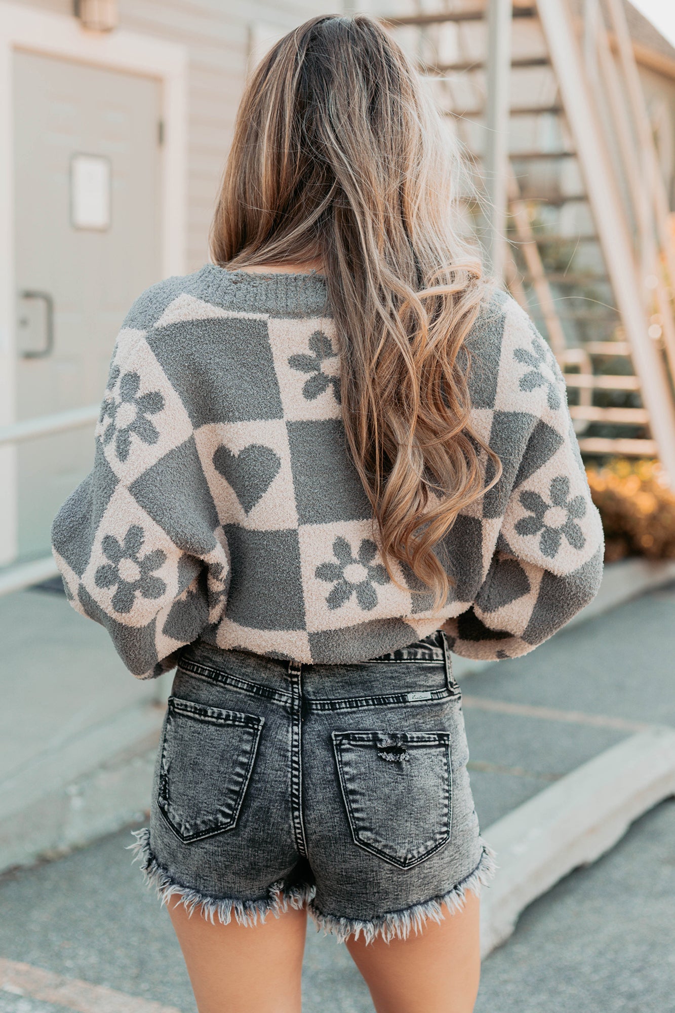 Dream Core Floral Checkered POL Sweater (Grey/Beige)