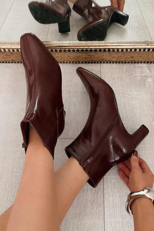 Starlet Status Glossy Pointed Toe Booties (Wine)