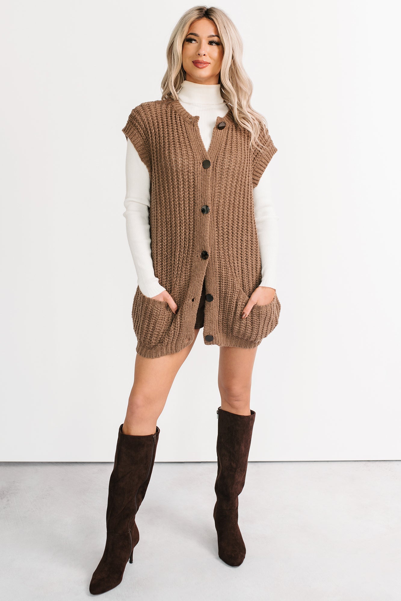 Cozy Carry Short Sleeve Cardigan (Brown)