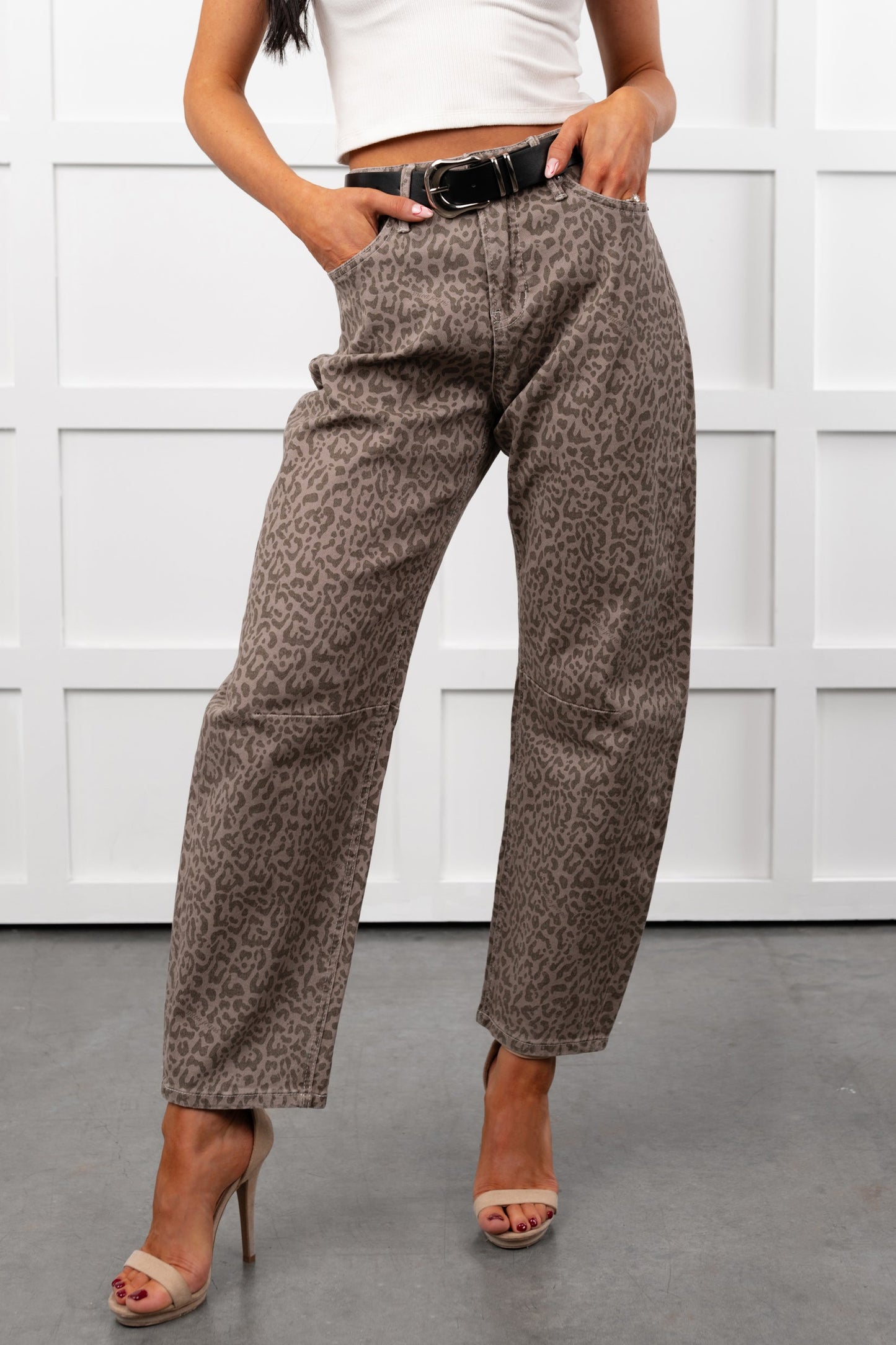 Odin Leopard Barrel Mica Denim Jeans (Ash Brown)