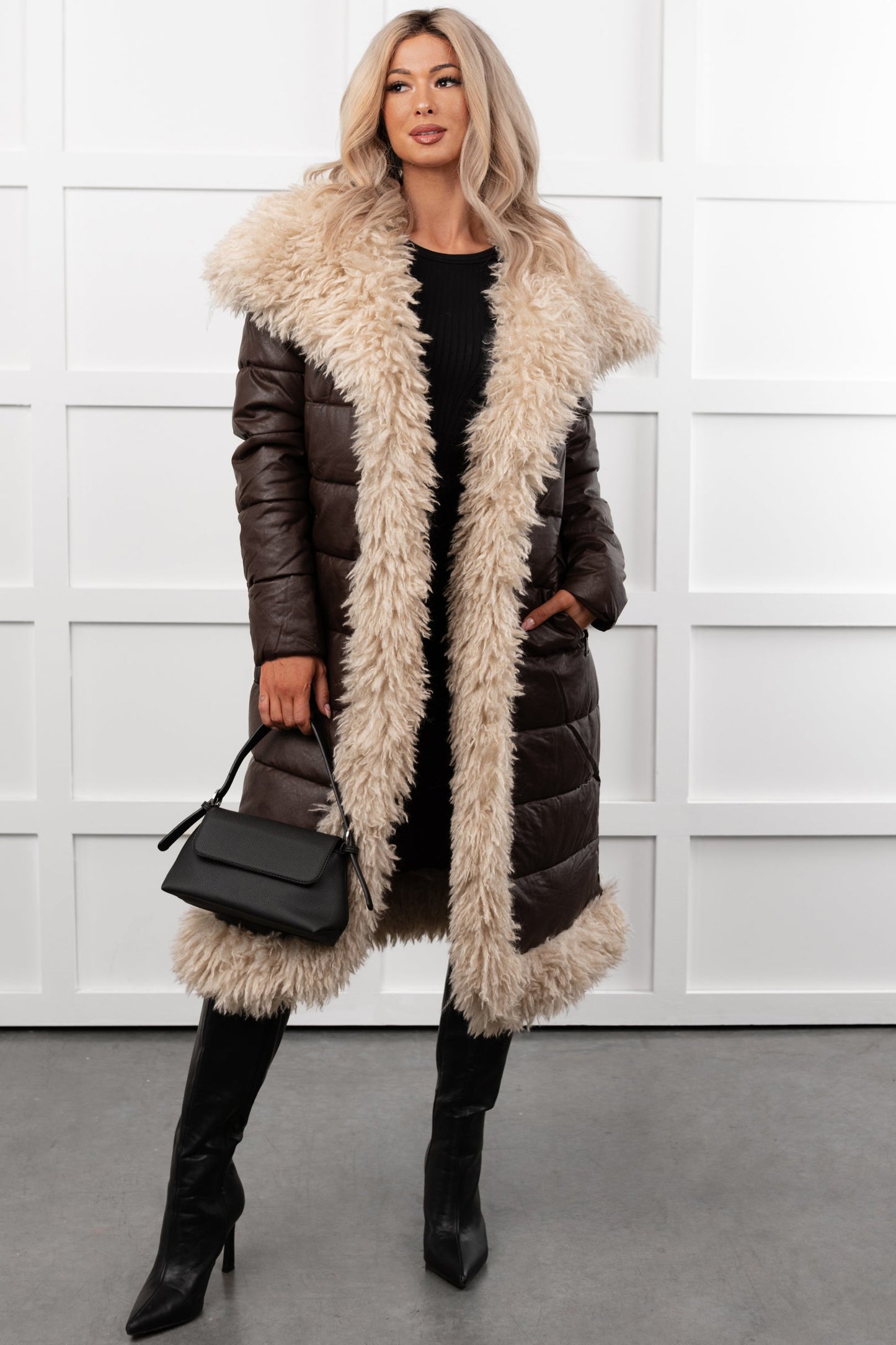 Fashioned Right Faux Fur Trim Puffer Coat (Coffee)