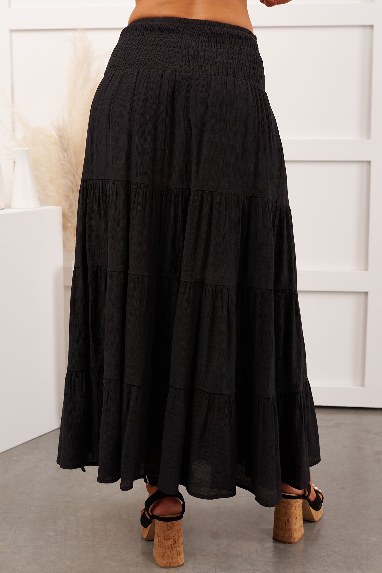 Free Falling Tiered Maxi Skirt (Black)