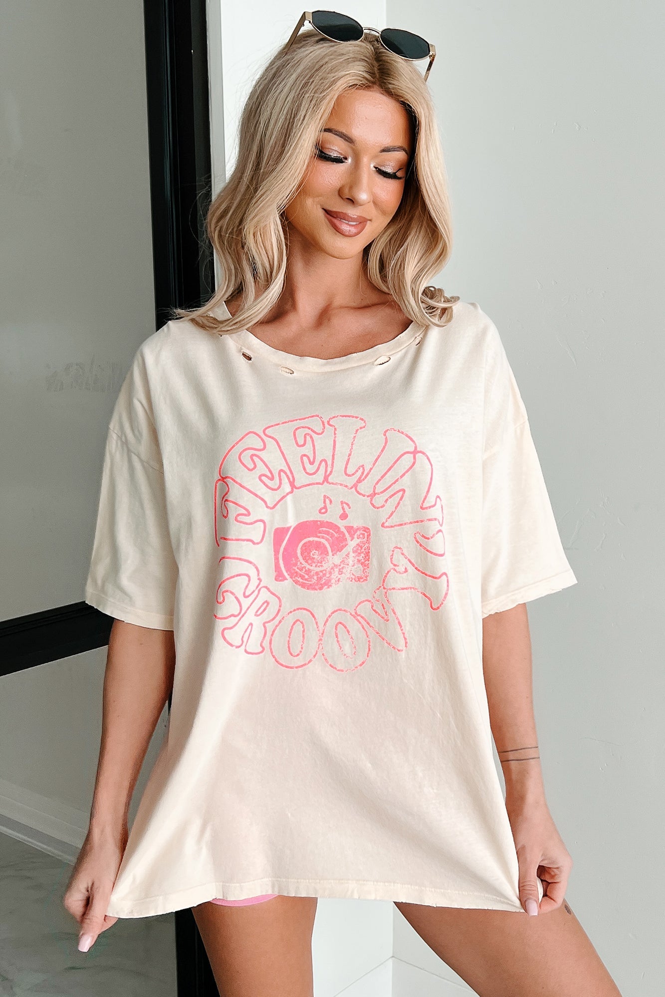 "Feelin' Groovy" Distressed Graphic T-Shirt (Vanilla)