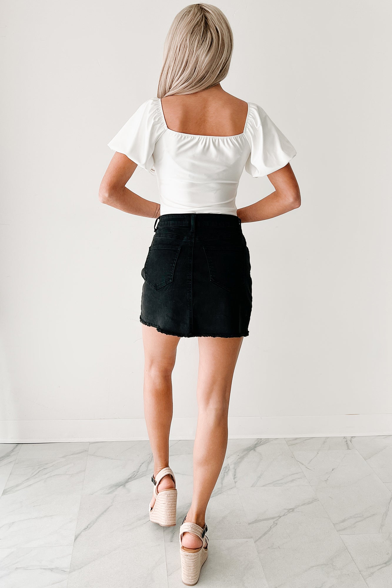 Humming Along Puff Sleeve Scoop Neck Bodysuit (White)