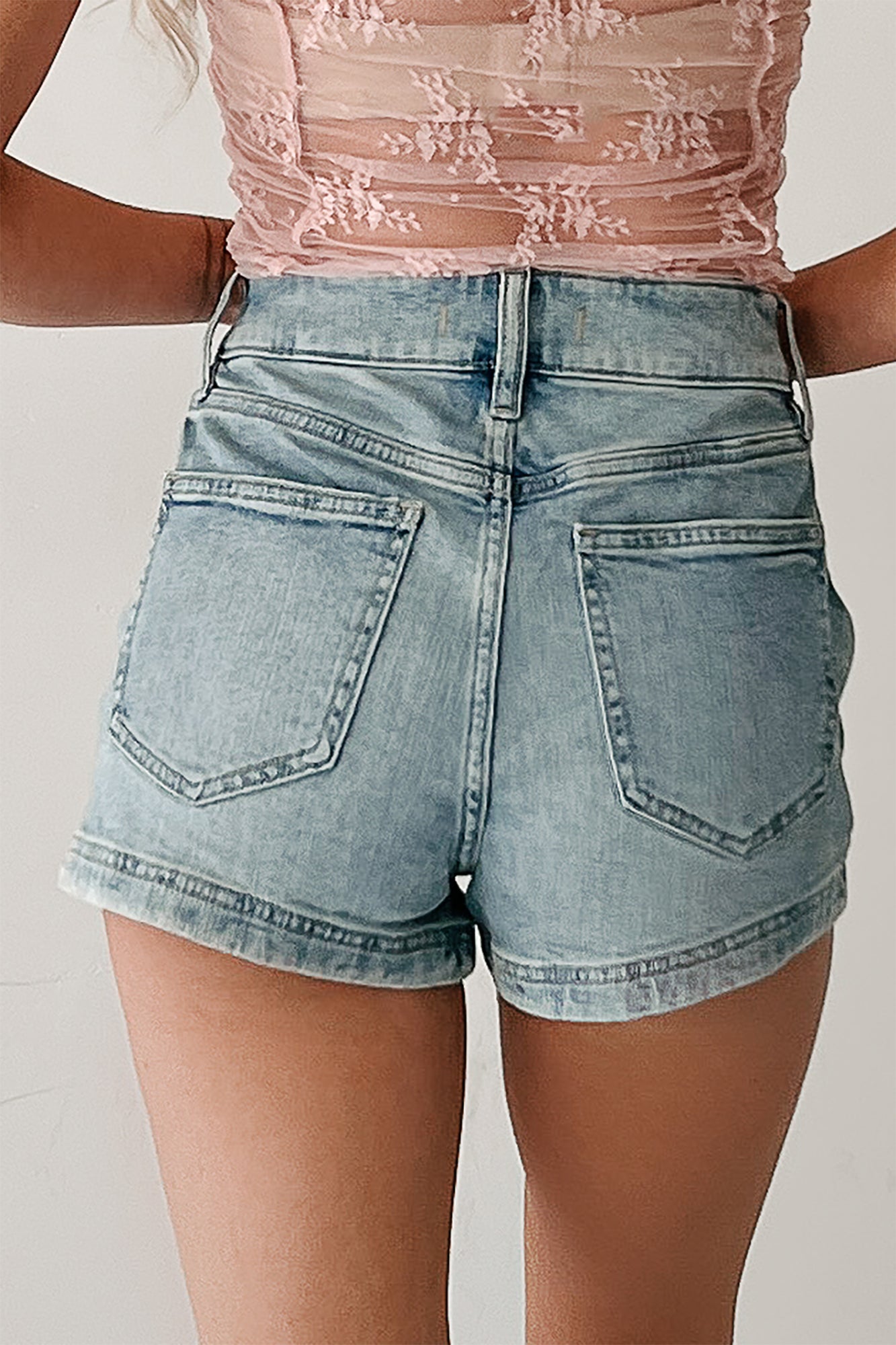 Remi Vintage Wash Eunina Denim Shorts (Medium Light)