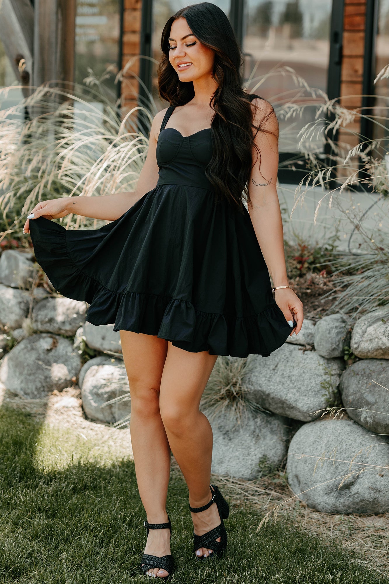 Dahlia Dreams Sleeveless Mini Dress (Black)