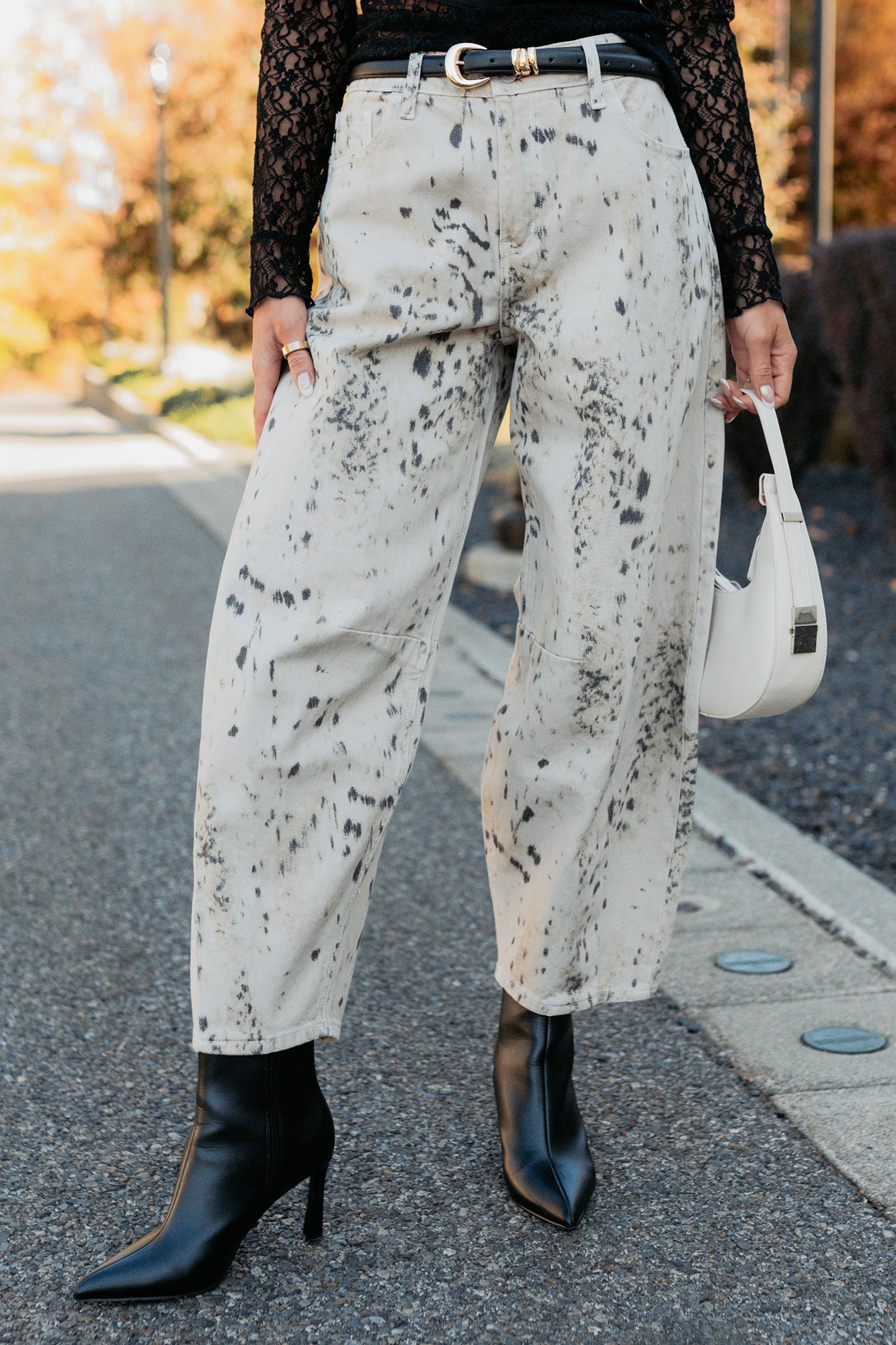 Zane High Rise Printed Barrel Kancan Jeans (Beige/Black)
